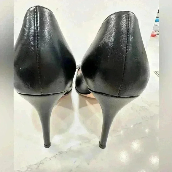 Kate Spade Laurie Black Leather Butterfly heels (Size 7.5) - Picture 6 of 9